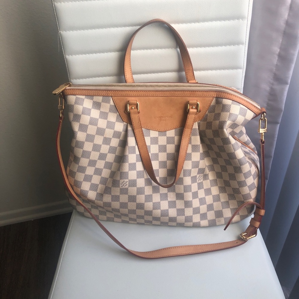 Louis Vuitton Damier bag